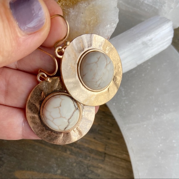 WHITE BUFFALO TURQUOISE BIG STATEMENT EARRINGS - Picture 4 of 13